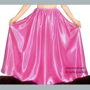 Dark Pink Satin Maxi Skirt with elastic waist. Size M. Ameynra design. New, long